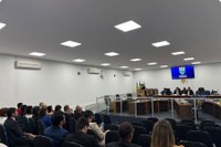 Na última sessão solene do ano, a Câmara Municipal de Formosa homenageou 19 pessoas.